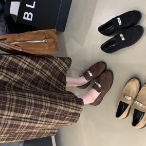 2024 Autumn Winter Kelly Buckle British Retro Suede Slip-On Commuter Shoes for Women